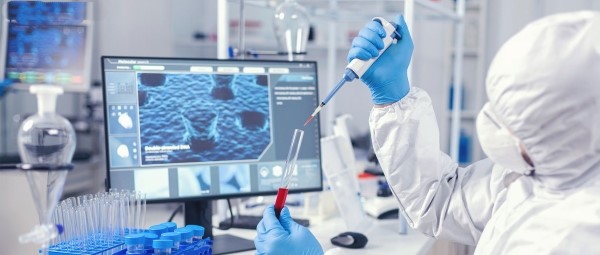 Sử dụng môi trường nuôi cấy vi sinh để kiểm tra vi khuẩn gây bệnh theo tiêu chuẩn GMP/GLP