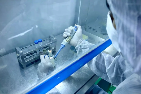 Công nghệ vi sinh ứng dụng sản xuất kháng sinh, kháng virus trong y tế