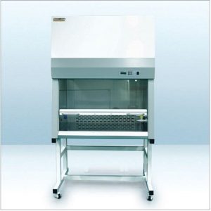 Tủ cấy vi sinh là thiết bị không thể thiếu trong phòng thí nghiệm hiện đại